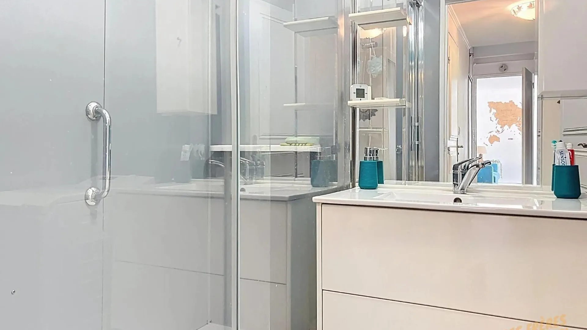 Appartement Lumineux En Rez De Jardin & Terrasse - Les Freres De La Loc' 마르세유